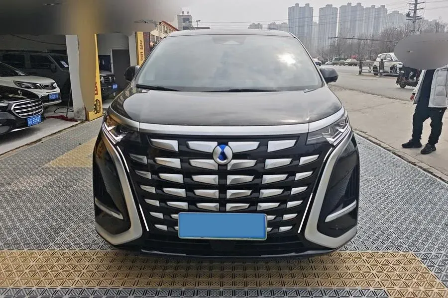2024 Denza D9 1.5T 139HP L4 E-CVT PHEV 40KWH,autocango,china used car exporter,china ev exporter,chinese used car exporter,chinese used ev exporter