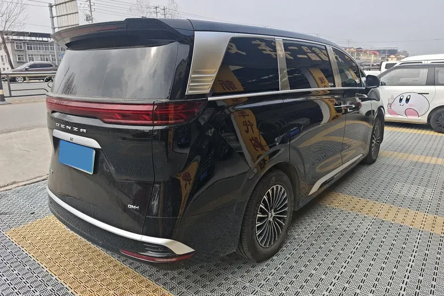 2024 Denza D9 1.5T 139HP L4 E-CVT PHEV 40KWH,autocango,china used car exporter,china ev exporter,chinese used car exporter,chinese used ev exporter