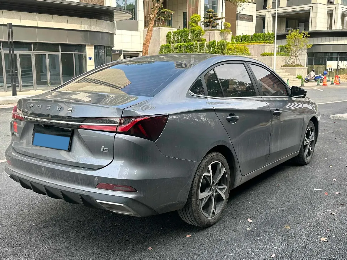 2023 Roewe i5 1.5L 129HP L4 CVT,autocango,china used car exporter,china ev exporter,chinese used car exporter,chinese used ev exporter