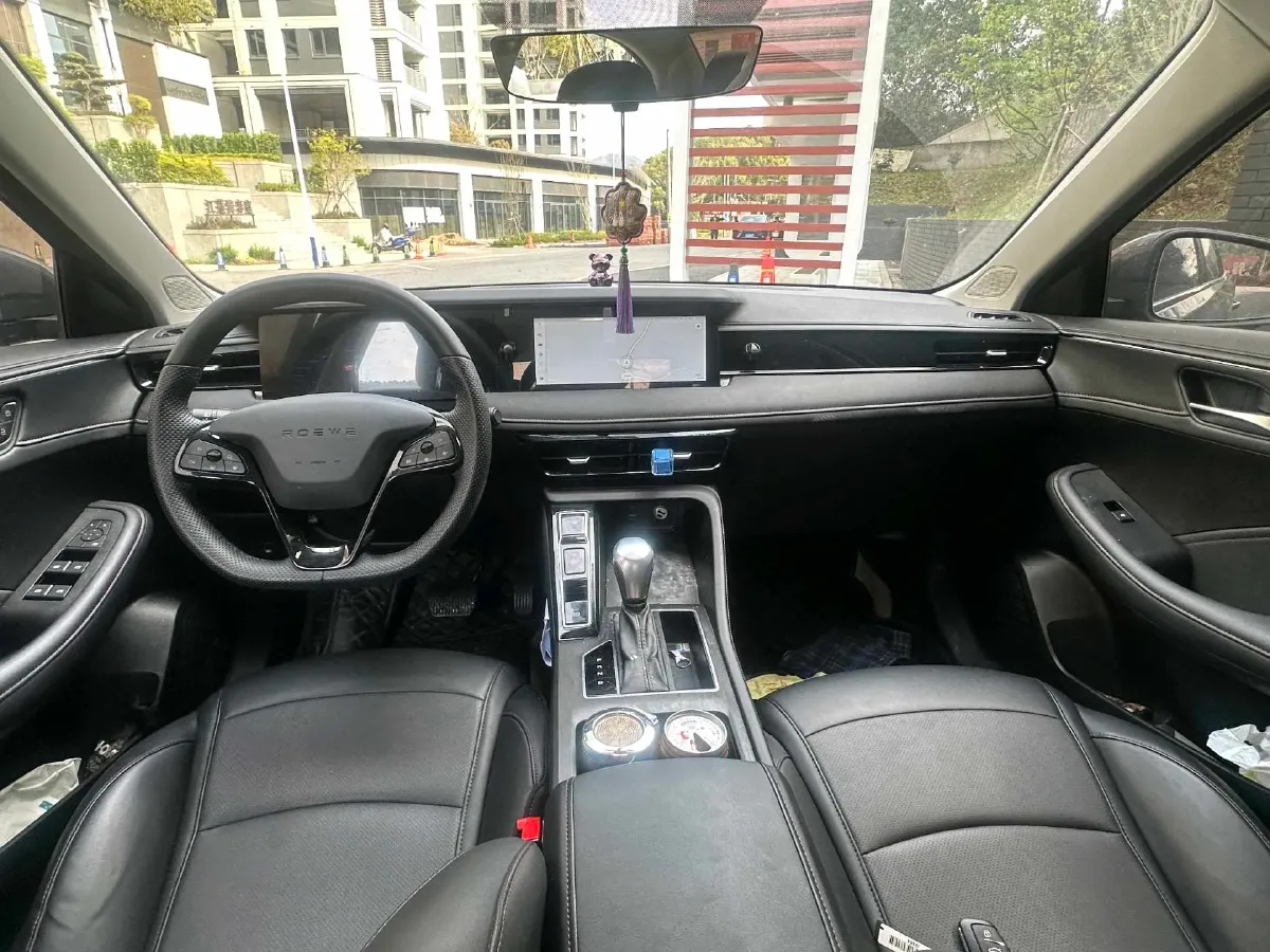 2023 Roewe i5 1.5L 129HP L4 CVT,autocango,china used car exporter,china ev exporter,chinese used car exporter,chinese used ev exporter