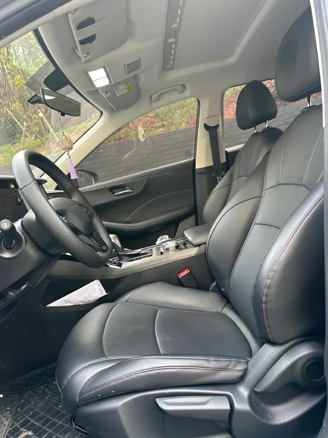 2023 Roewe i5 1.5L 129HP L4 CVT,autocango,china used car exporter,china ev exporter,chinese used car exporter,chinese used ev exporter