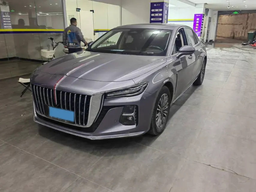 2023 HongQi H5 2.0T 224HP L4 8AT,autocango,china used car exporter,china ev exporter,chinese used car exporter,chinese used ev exporter