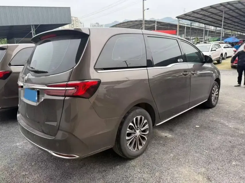 2023 Buick GL8 2.0T 237HP L4 9AT,autocango,china used car exporter,china ev exporter,chinese used car exporter,chinese used ev exporter