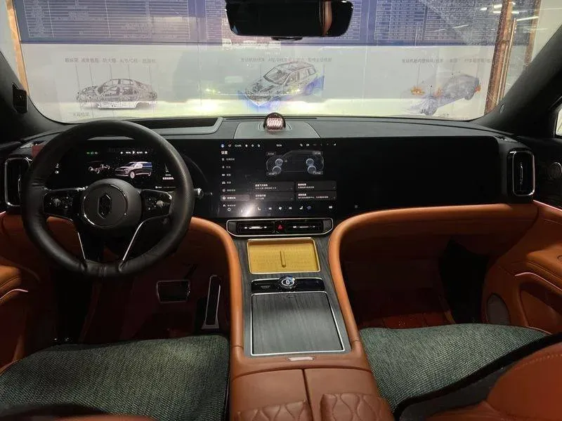 2024 AITO AITO M9 1.5T 152HP L4 REEV 42KWH,autocango,china used car exporter,china ev exporter,chinese used car exporter,chinese used ev exporter