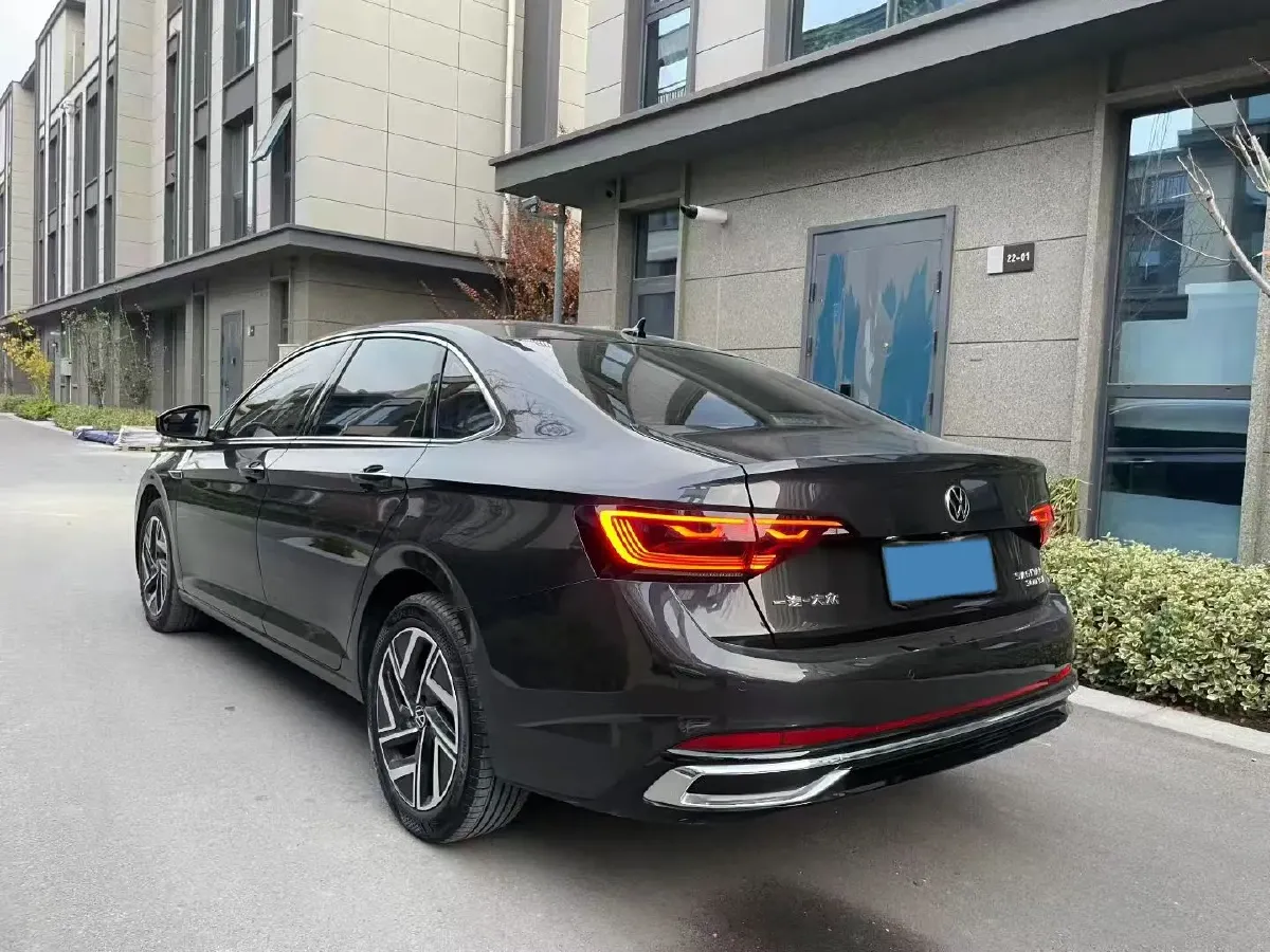 2025 Volkswagen Sagitar 1.5T 160HP L4 7DCT,autocango,china used car exporter,china ev exporter,chinese used car exporter,chinese used ev exporter