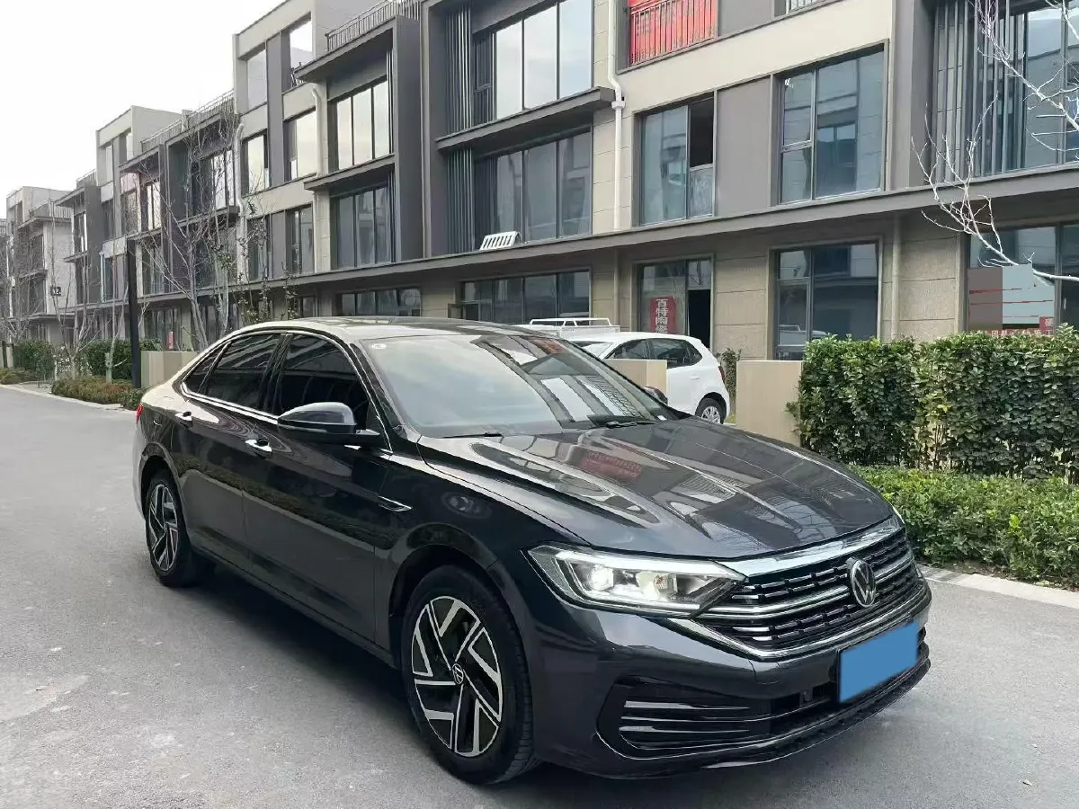 2025 Volkswagen Sagitar 1.5T 160HP L4 7DCT,autocango,china used car exporter,china ev exporter,chinese used car exporter,chinese used ev exporter