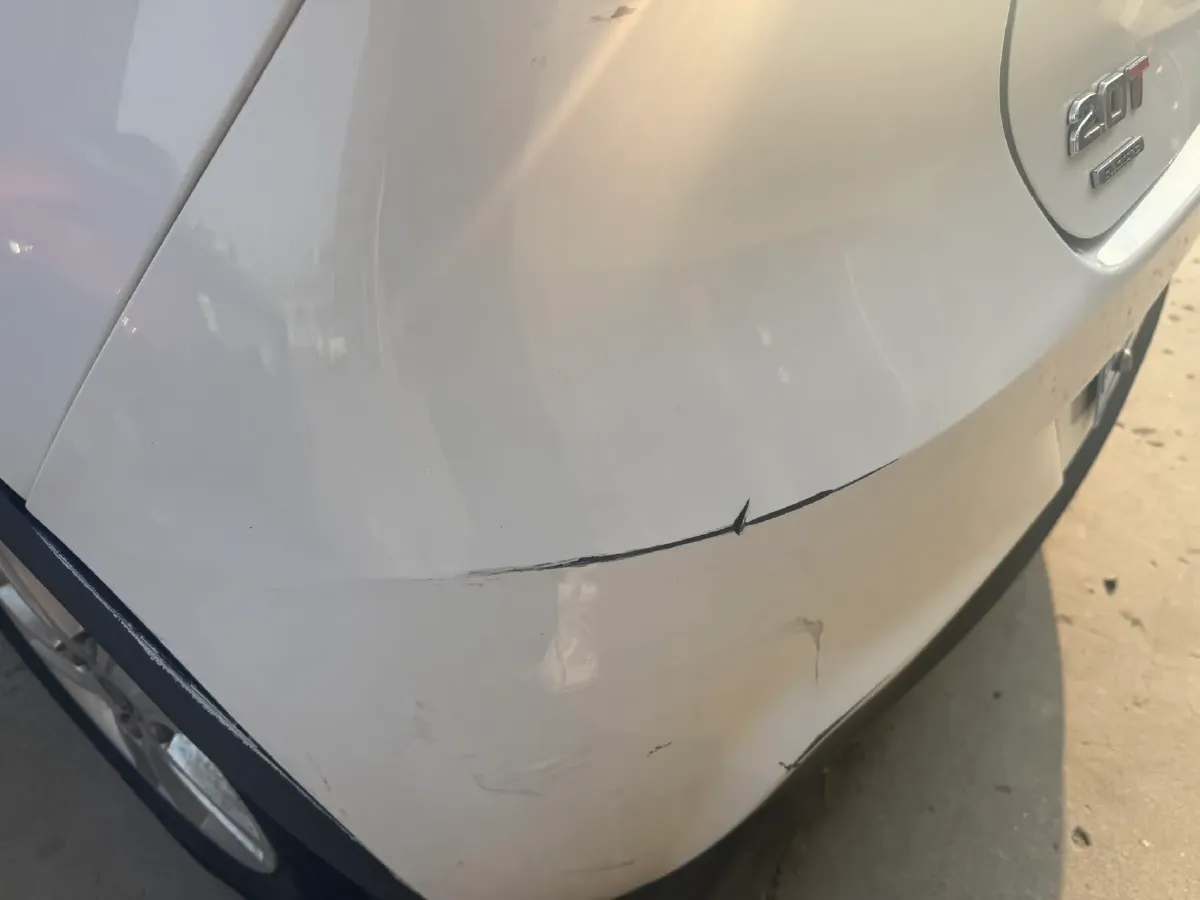 2016 BaoJun 310 1.2L 82HP L4 5MT,autocango,china used car exporter,china ev exporter,chinese used car exporter,chinese used ev exporter