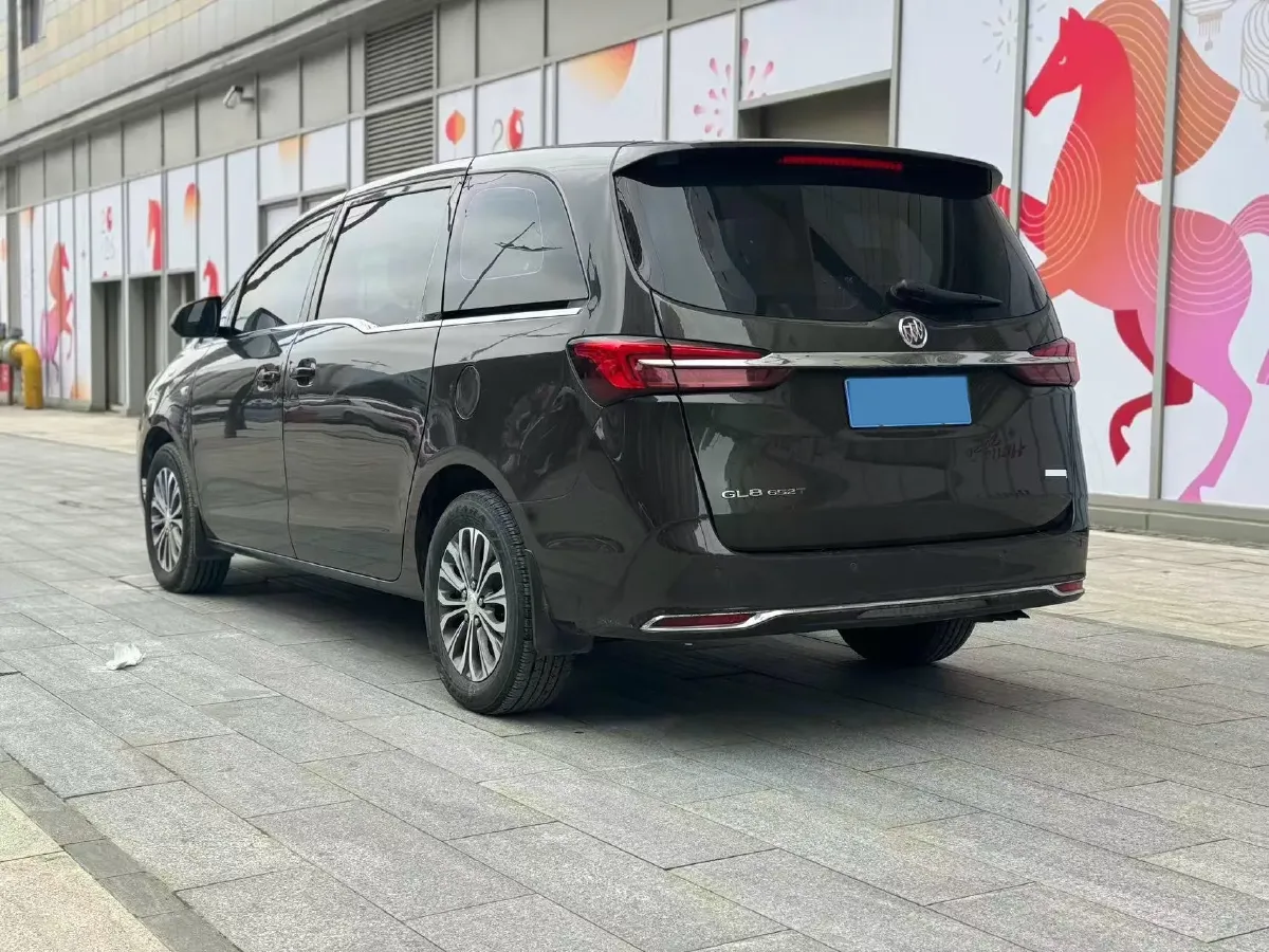 2022 Buick GL8 2.0T 237HP L4 9AT,autocango,china used car exporter,china ev exporter,chinese used car exporter,chinese used ev exporter