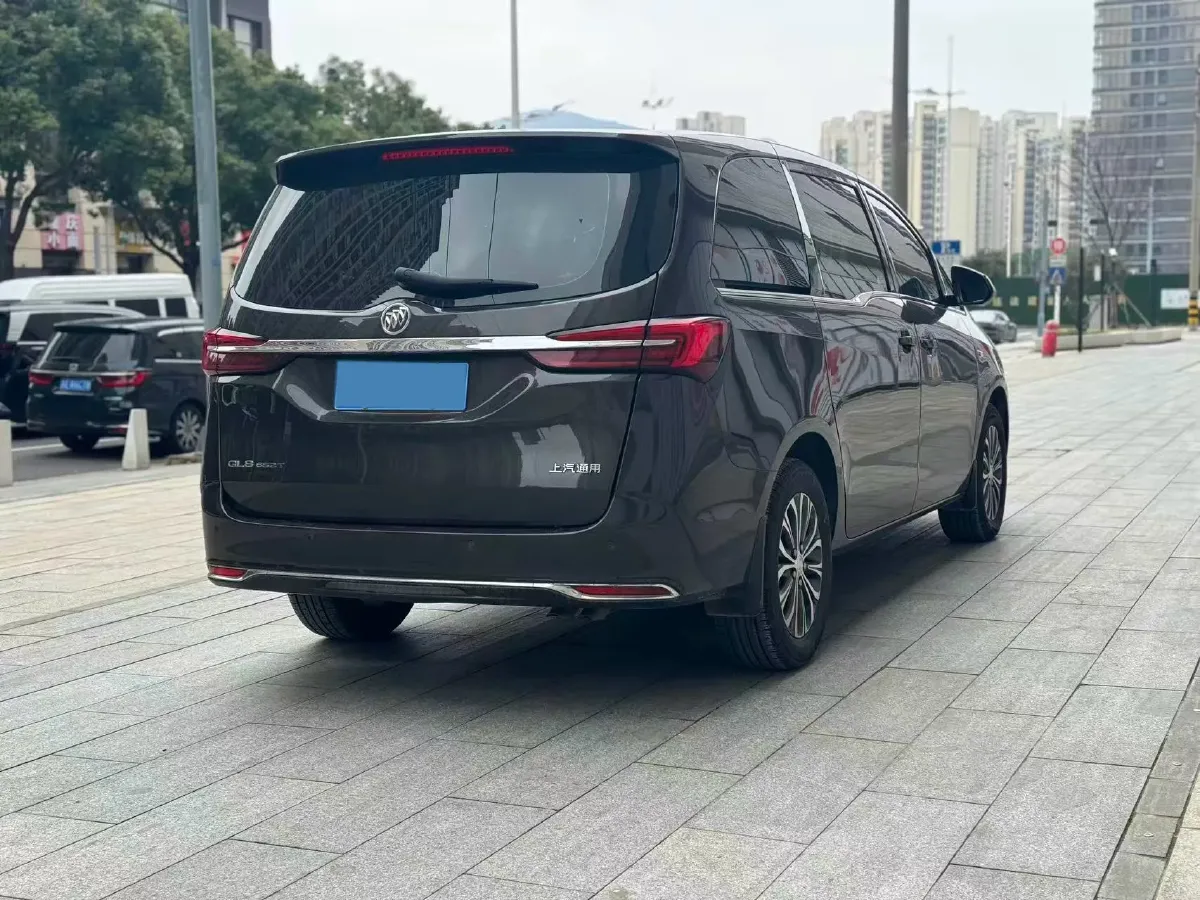 2022 Buick GL8 2.0T 237HP L4 9AT,autocango,china used car exporter,china ev exporter,chinese used car exporter,chinese used ev exporter