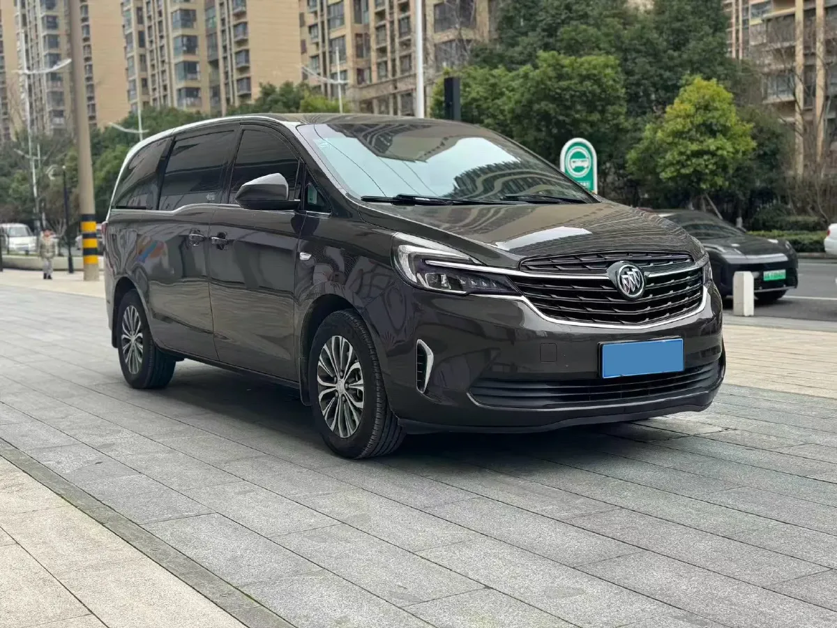 2022 Buick GL8 2.0T 237HP L4 9AT,autocango,china used car exporter,china ev exporter,chinese used car exporter,chinese used ev exporter