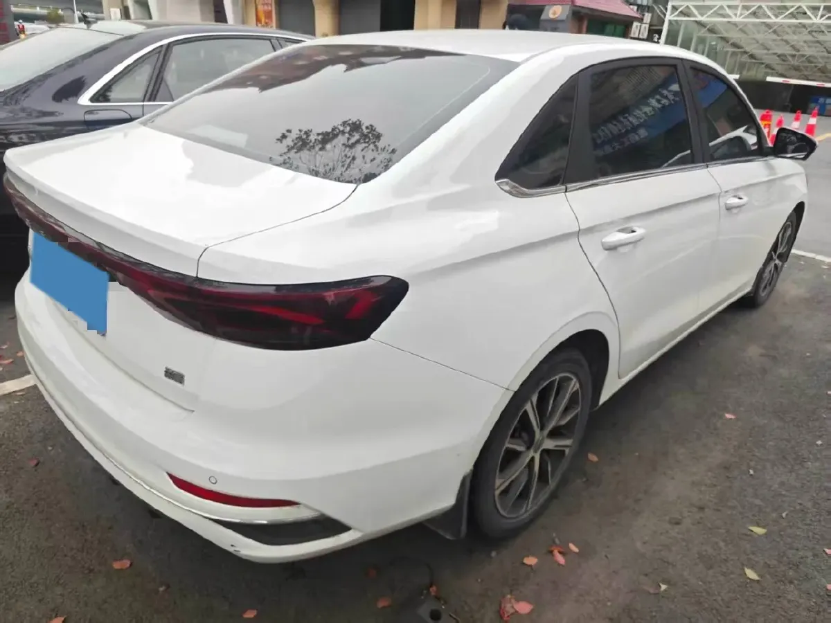 2022 Geely Emgrand 1.5L 114HP L4 CVT,autocango,china used car exporter,china ev exporter,chinese used car exporter,chinese used ev exporter