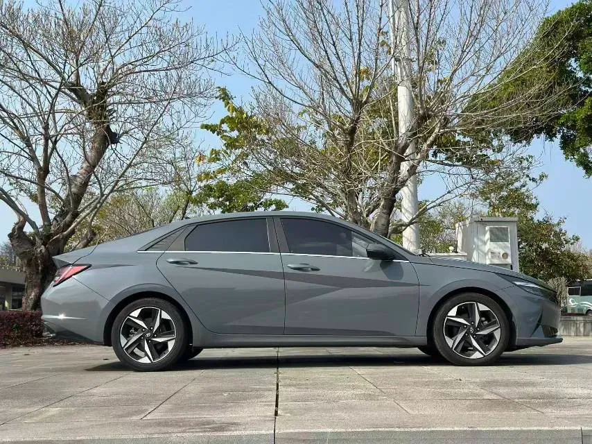 2021 Hyundai Elantra 1.5L 115HP L4 CVT,autocango,china used car exporter,china ev exporter,chinese used car exporter,chinese used ev exporter