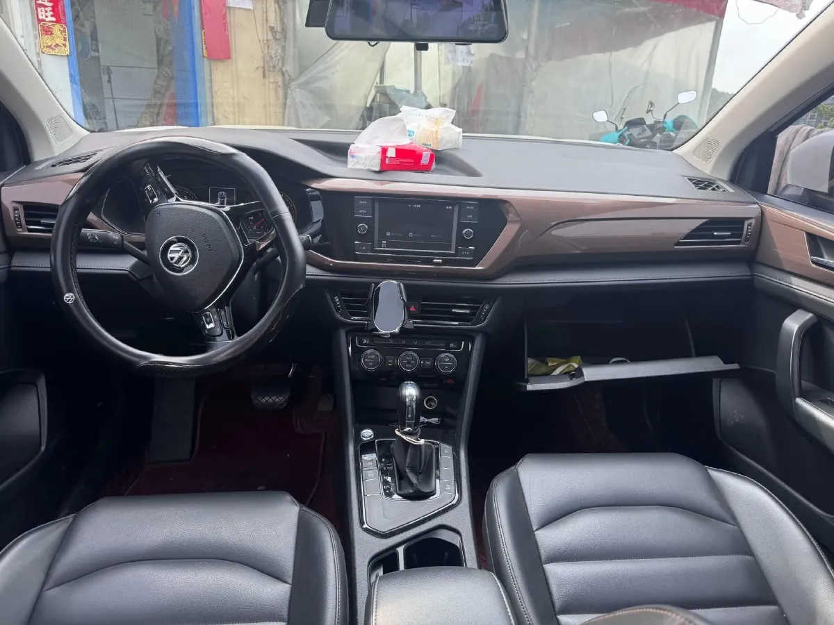 2021 Volkswagen Tharu 1.4T 150HP L4 7DCT,autocango,china used car exporter,china ev exporter,chinese used car exporter,chinese used ev exporter