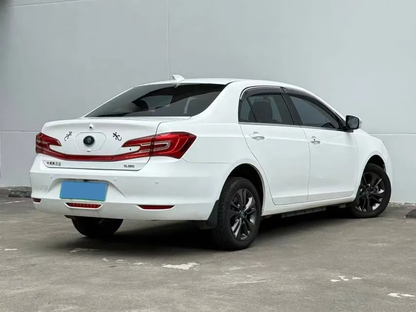 2017 BYD Qin 1.5T 154HP L4 6DCT PHEV,autocango,china used car exporter,china ev exporter,chinese used car exporter,chinese used ev exporter