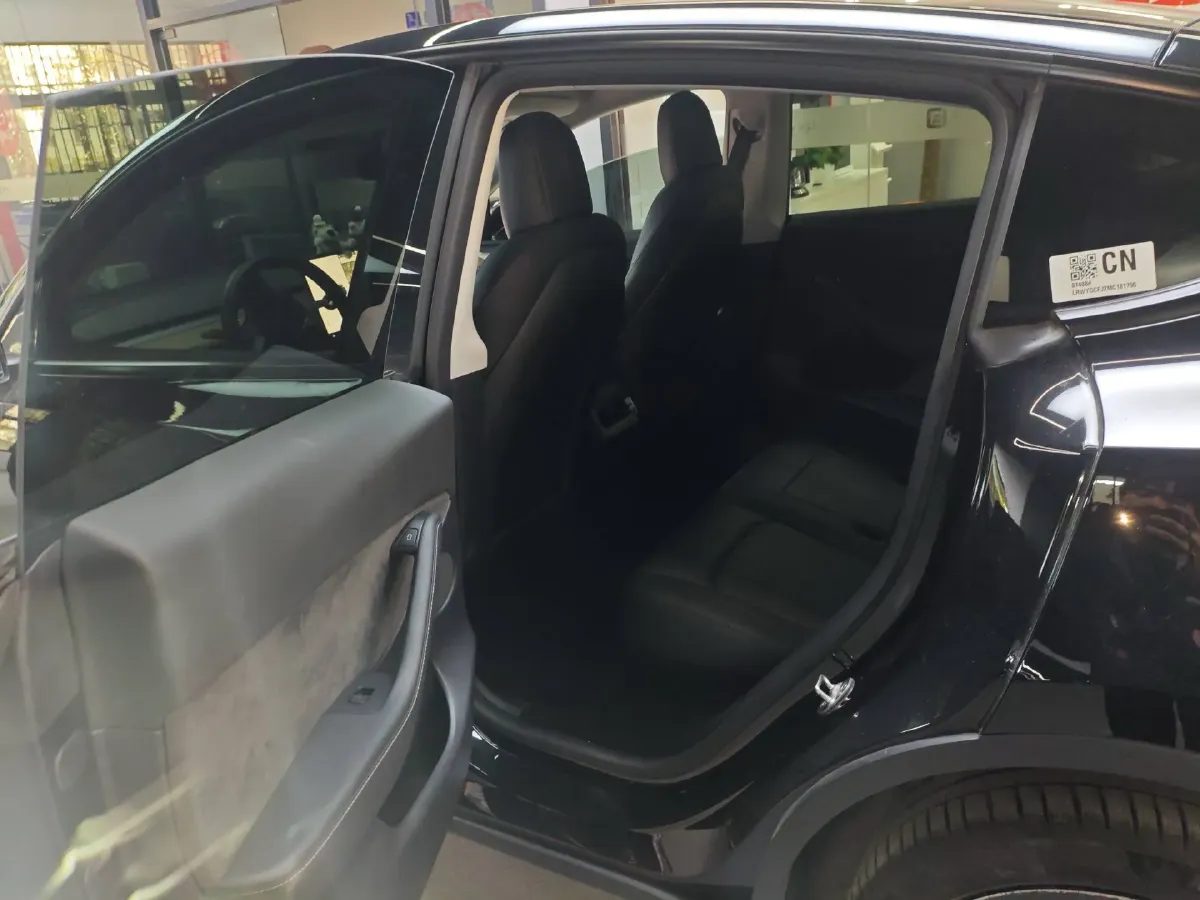 2021 Tesla Model Y BEV 60KWH,autocango,china used car exporter,china ev exporter,chinese used car exporter,chinese used ev exporter