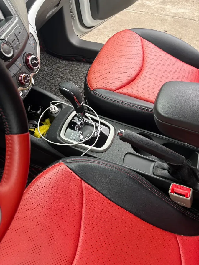 2018 Chery Tiggo 3 1.6L 126HP L4 5MT,autocango,china used car exporter,china ev exporter,chinese used car exporter,chinese used ev exporter