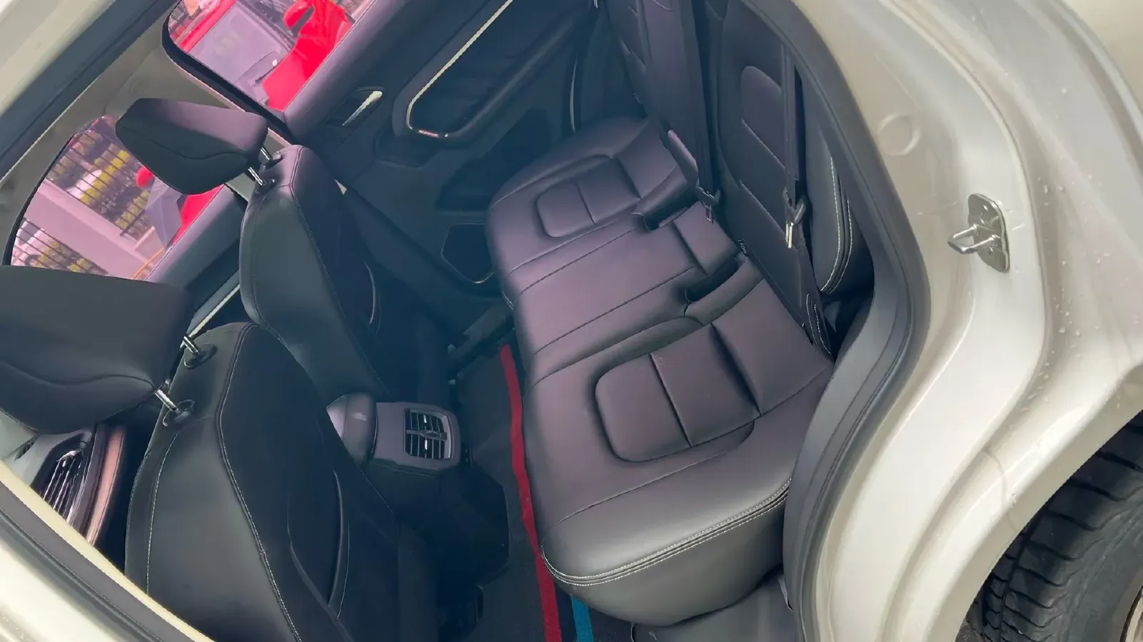 2018 Haval H6 1.5T 169HP L4 7DCT,autocango,china used car exporter,china ev exporter,chinese used car exporter,chinese used ev exporter