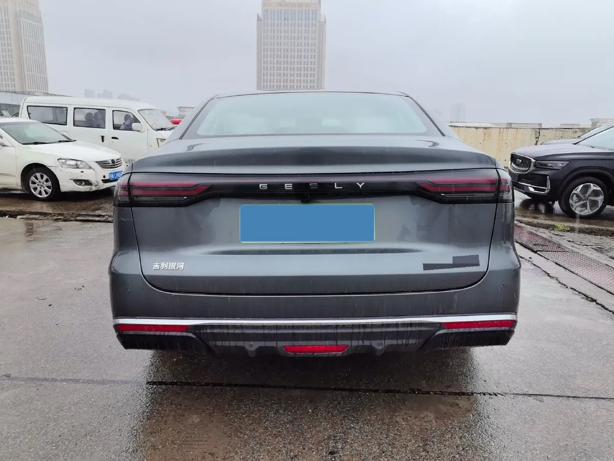 2025 Geely Galaxy A7 1.5L 112HP L4 1DHT PHEV,autocango,china used car exporter,china ev exporter,chinese used car exporter,chinese used ev exporter