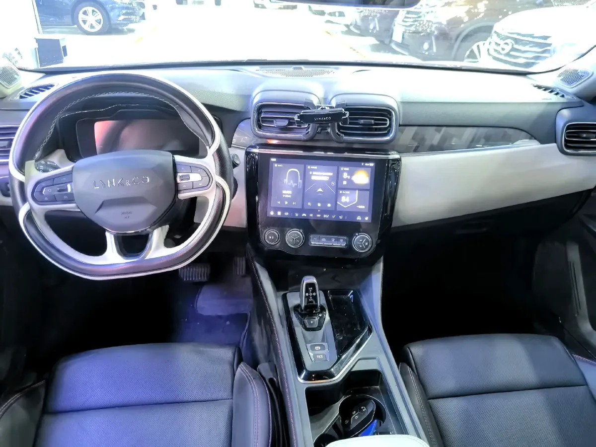 2022 LYNK&CO 02 1.5T 180HP L3 7DCT,autocango,china used car exporter,china ev exporter,chinese used car exporter,chinese used ev exporter