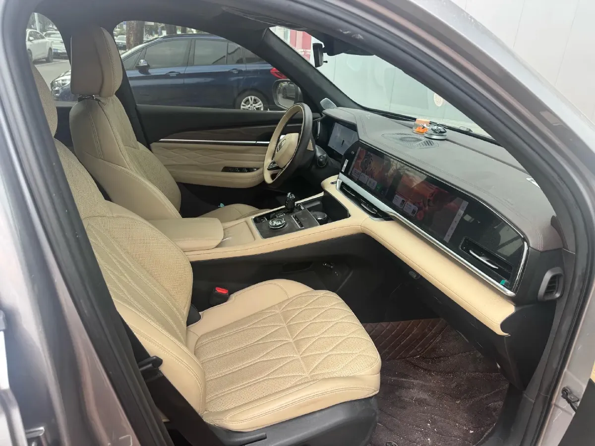 2025 Geely Monjaro 2.0T 238HP L4 8AT,autocango,china used car exporter,china ev exporter,chinese used car exporter,chinese used ev exporter