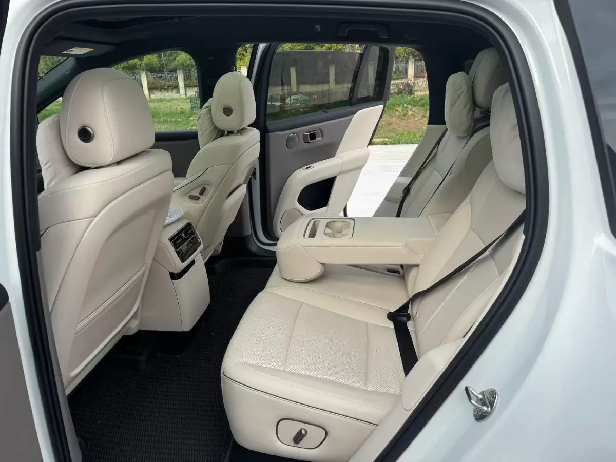 2025 Li i6 BEV,autocango,china used car exporter,china ev exporter,chinese used car exporter,chinese used ev exporter