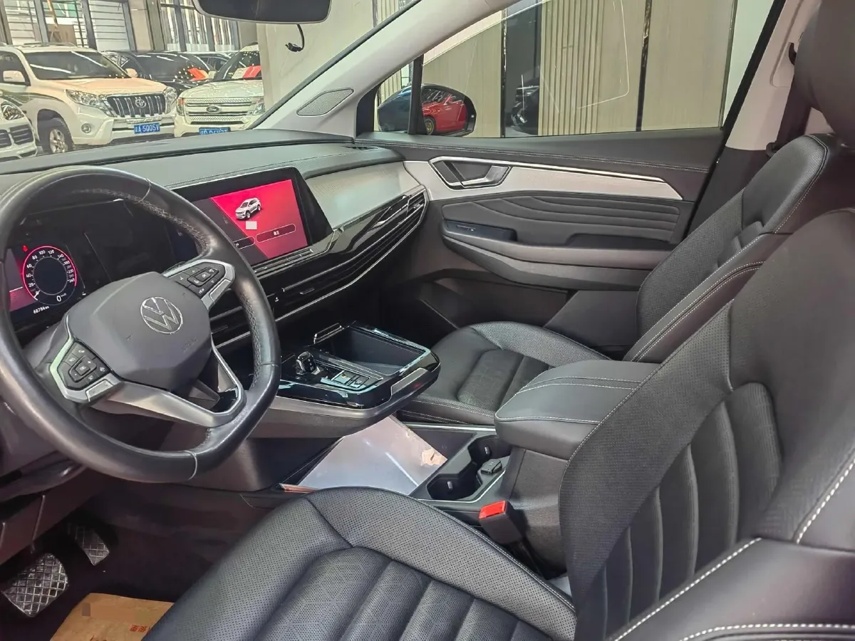 2021 Volkswagen Talagon 2.0T 186HP L4 7DCT,autocango,china used car exporter,china ev exporter,chinese used car exporter,chinese used ev exporter