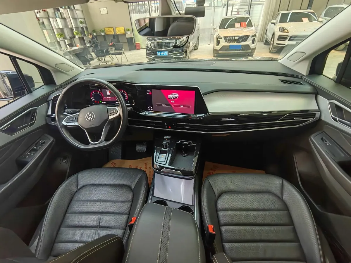 2021 Volkswagen Talagon 2.0T 186HP L4 7DCT,autocango,china used car exporter,china ev exporter,chinese used car exporter,chinese used ev exporter