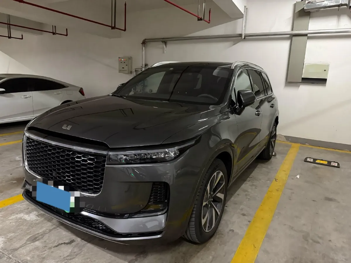 2021 Li ONE Range Extended 131HP REEV 40.5KWH,autocango,china used car exporter,china ev exporter,chinese used car exporter,chinese used ev exporter