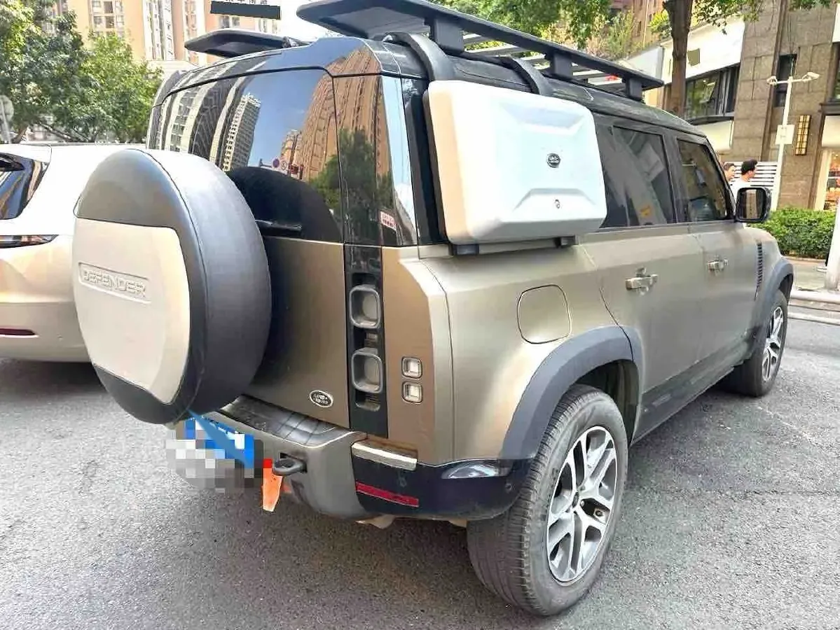 2021 Land Rover Defender 3.0T 400HP L6 8AT,autocango,china used car exporter,china ev exporter,chinese used car exporter,chinese used ev exporter