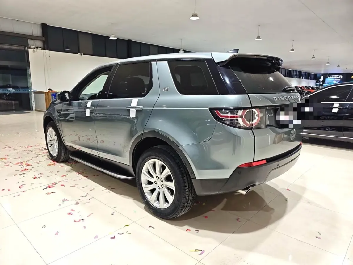 2018 Land Rover Discovery Sport 2.0T 241HP L4 9AT,autocango,china used car exporter,china ev exporter,chinese used car exporter,chinese used ev exporter