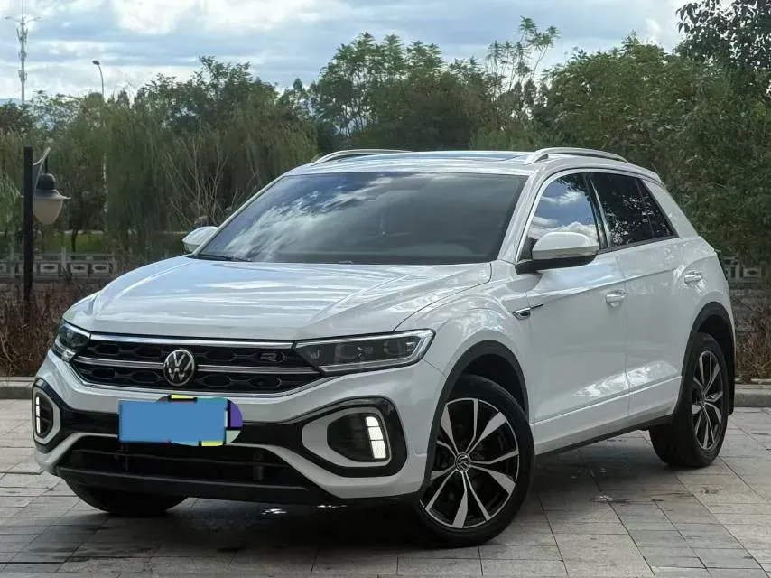 2023 Volkswagen T-Roc 1.5T 160HP L4 7DCT,autocango,china used car exporter,china ev exporter,chinese used car exporter,chinese used ev exporter