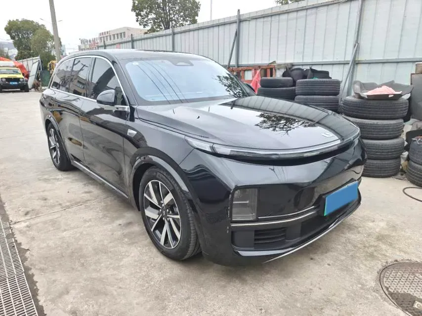 2023 Li L8 Range Extended 154HP REEV 40.9KWH,autocango,china used car exporter,china ev exporter,chinese used car exporter,chinese used ev exporter