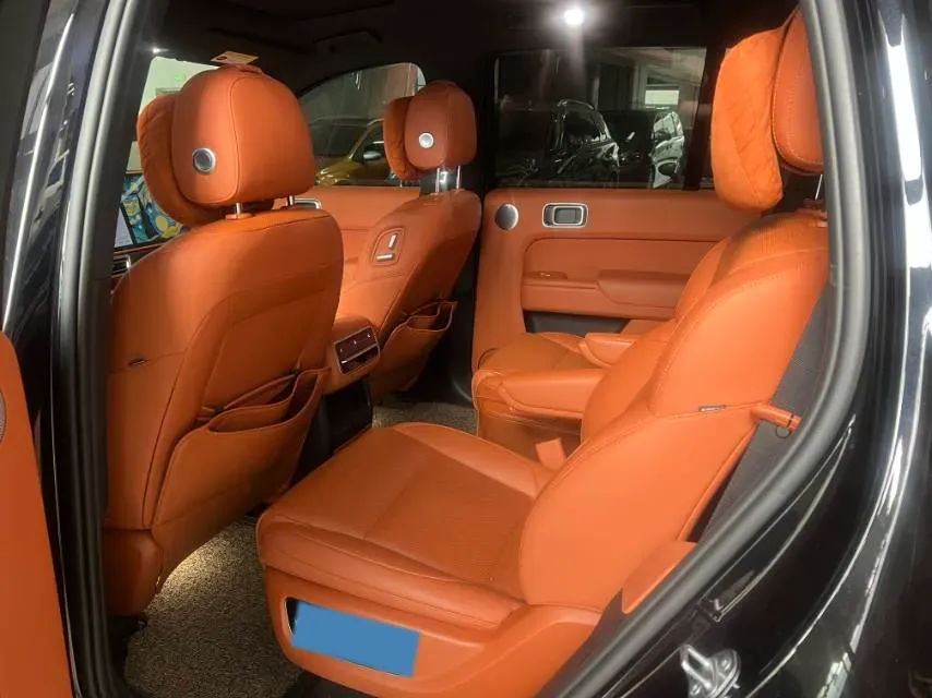 2023 Li L8 Range Extended 154HP REEV 40.9KWH,autocango,china used car exporter,china ev exporter,chinese used car exporter,chinese used ev exporter