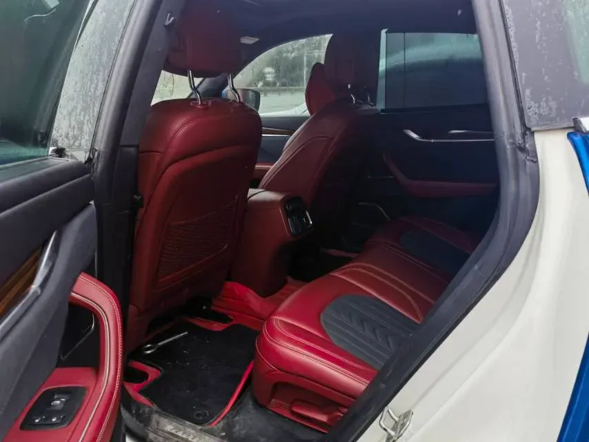 2018 Maserati Levante 3.0T 350HP V6 8AT,autocango,china used car exporter,china ev exporter,chinese used car exporter,chinese used ev exporter
