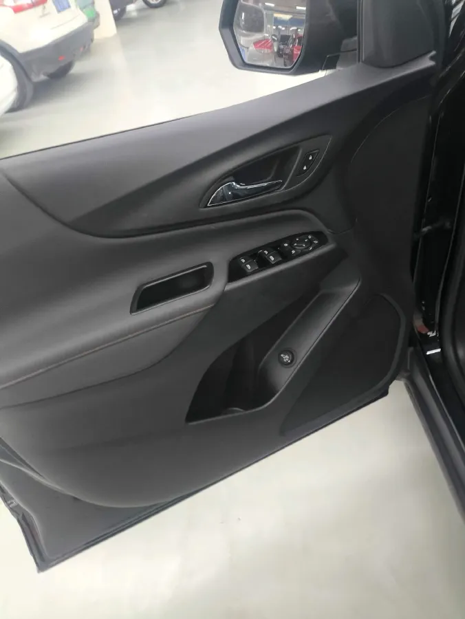 2021 Chevrolet Equinox 2.0T 237HP L4 9AT,autocango,china used car exporter,china ev exporter,chinese used car exporter,chinese used ev exporter