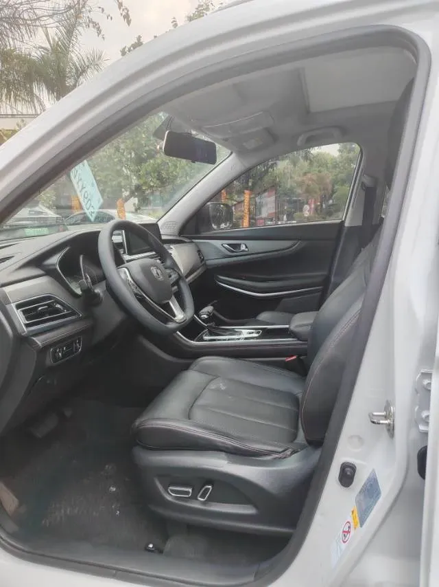 2021 ChangAn CS75 1.5T 178HP L4 7DCT,autocango,china used car exporter,china ev exporter,chinese used car exporter,chinese used ev exporter