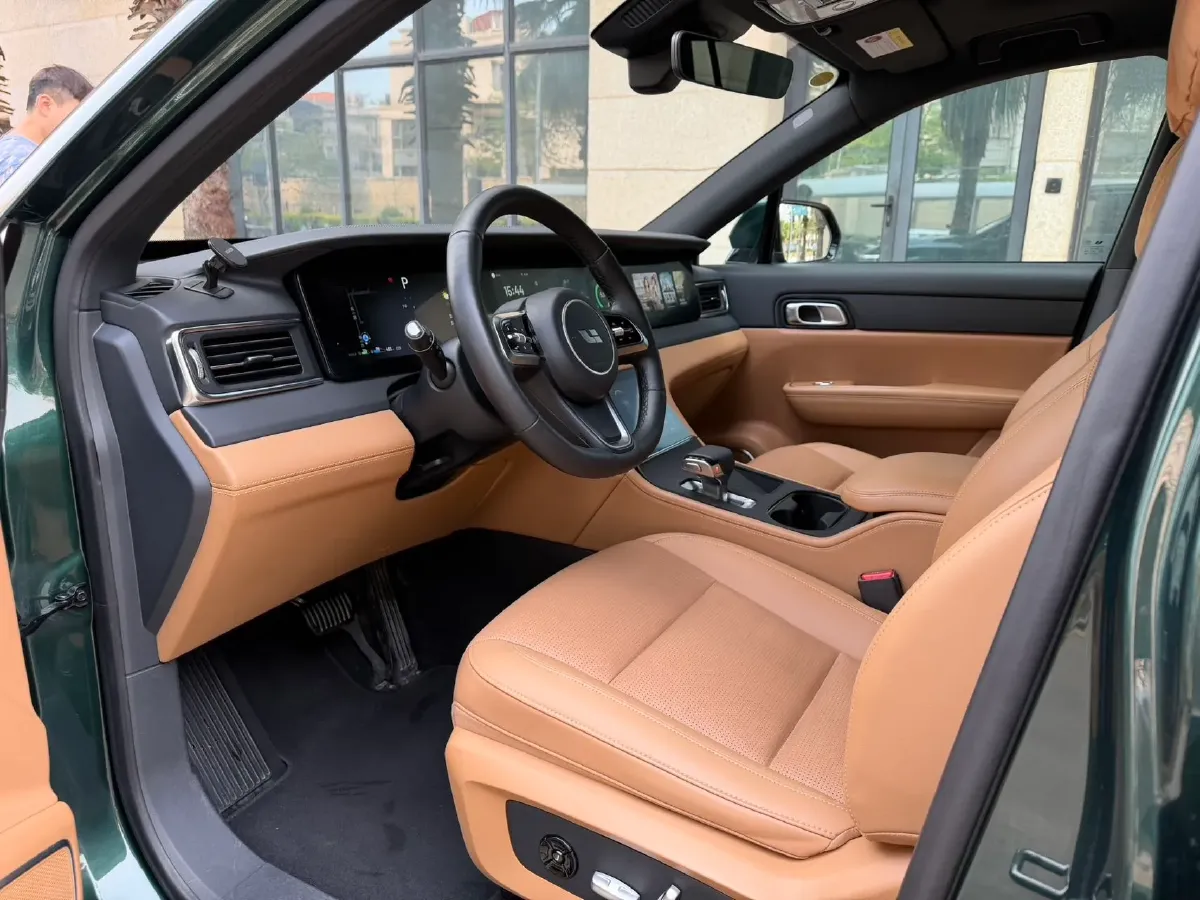 2021 Li ONE Range Extended 131HP REEV 40.5KWH,autocango,china used car exporter,china ev exporter,chinese used car exporter,chinese used ev exporter