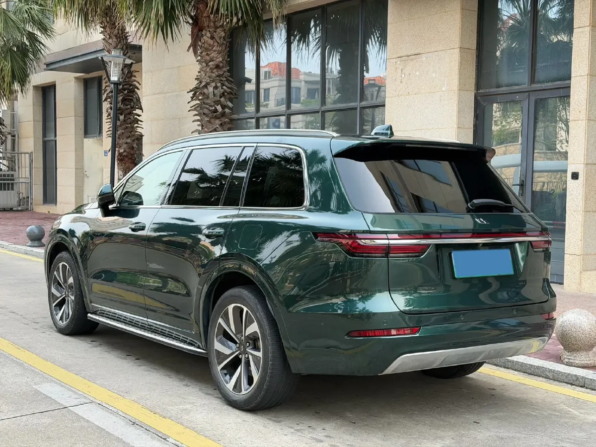 2021 Li ONE Range Extended 131HP REEV 40.5KWH,autocango,china used car exporter,china ev exporter,chinese used car exporter,chinese used ev exporter