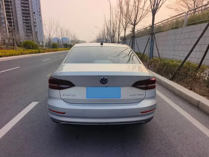 2021 Volkswagen Lavida 1.5L 113HP L4 6AT,autocango,china used car exporter,china ev exporter,chinese used car exporter,chinese used ev exporter