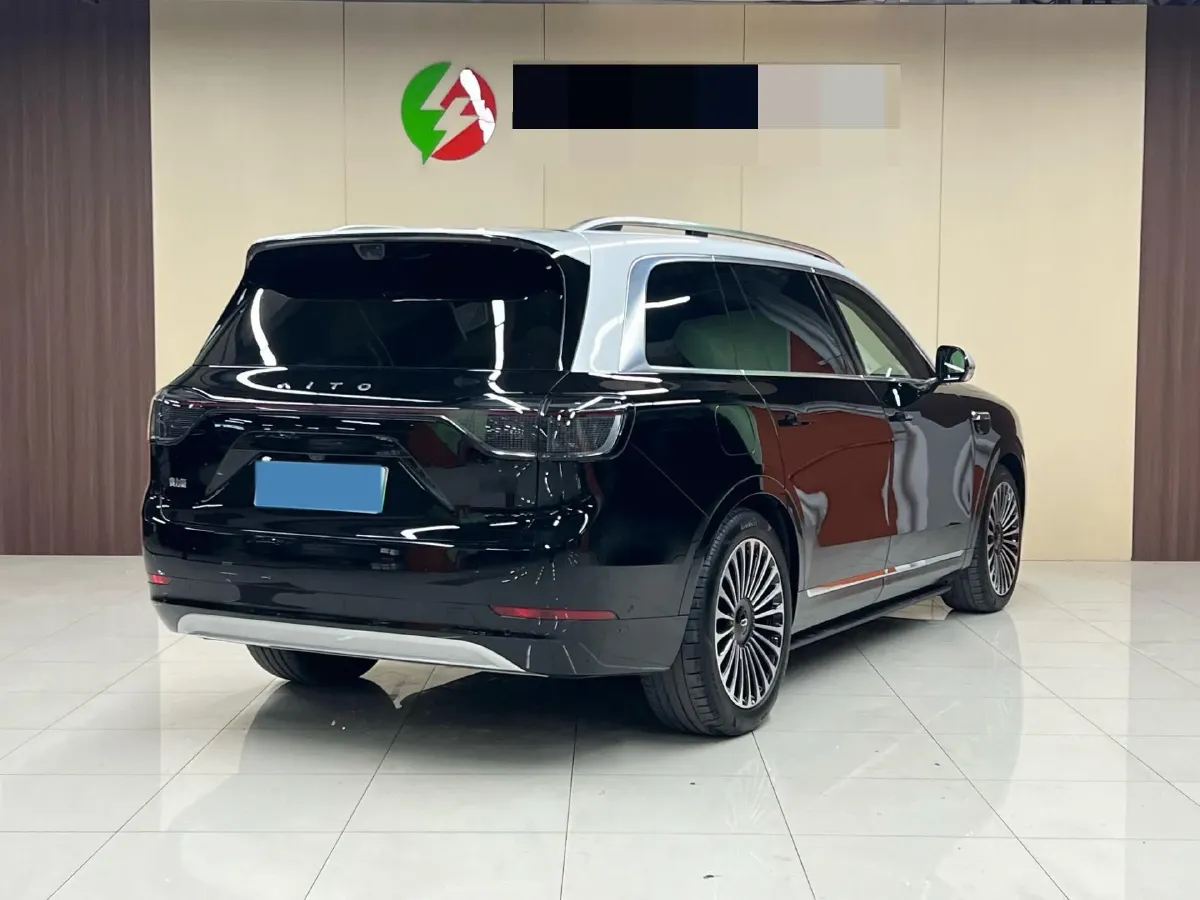 2025 AITO AITO M9 REEV 160HP REEV 52KWH,autocango,china used car exporter,china ev exporter,chinese used car exporter,chinese used ev exporter