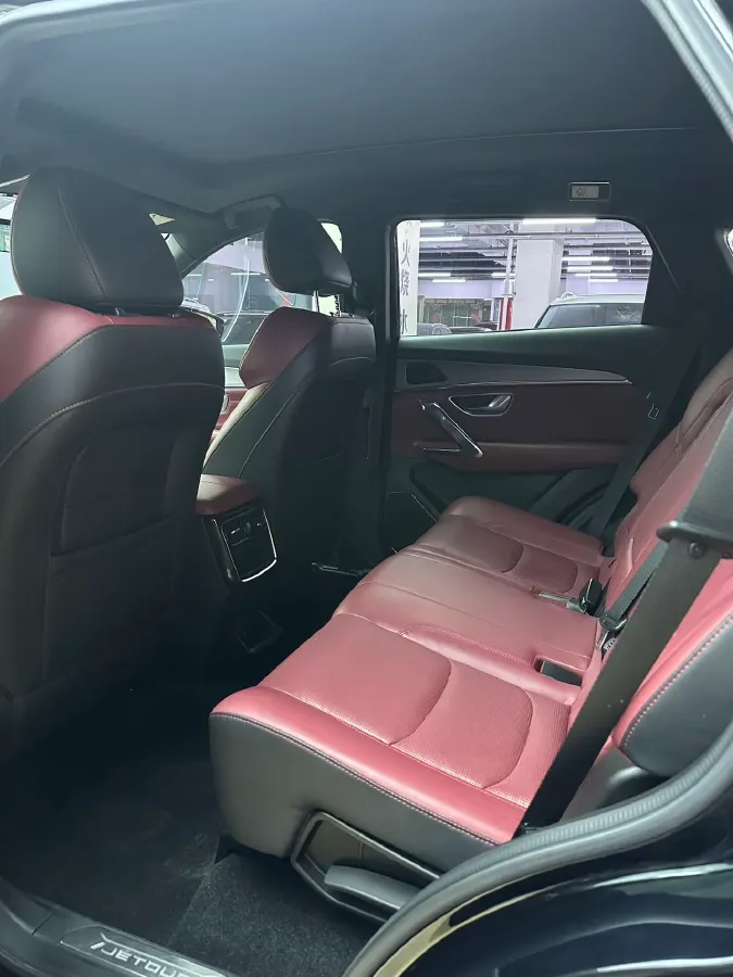 2022 Jetour X70 Plus 1.5T 156HP L4 CVT,autocango,china used car exporter,china ev exporter,chinese used car exporter,chinese used ev exporter