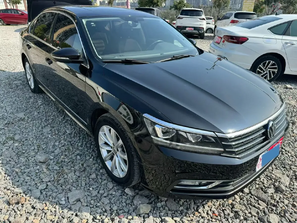 2017 Volkswagen Passat 1.8T 180HP L4 7DCT,autocango,china used car exporter,china ev exporter,chinese used car exporter,chinese used ev exporter