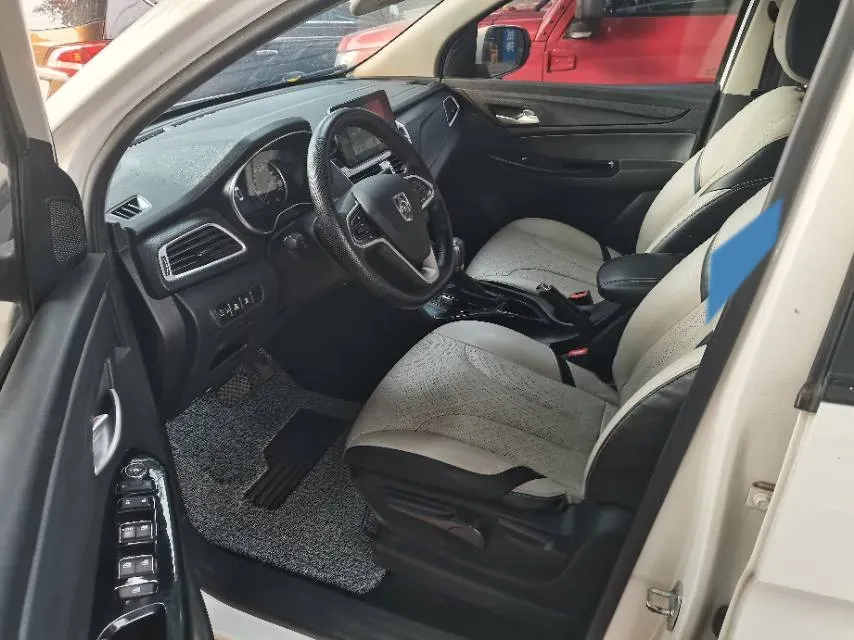 2021 BaoJun 730 1.5T 147HP L4 CVT,autocango,china used car exporter,china ev exporter,chinese used car exporter,chinese used ev exporter