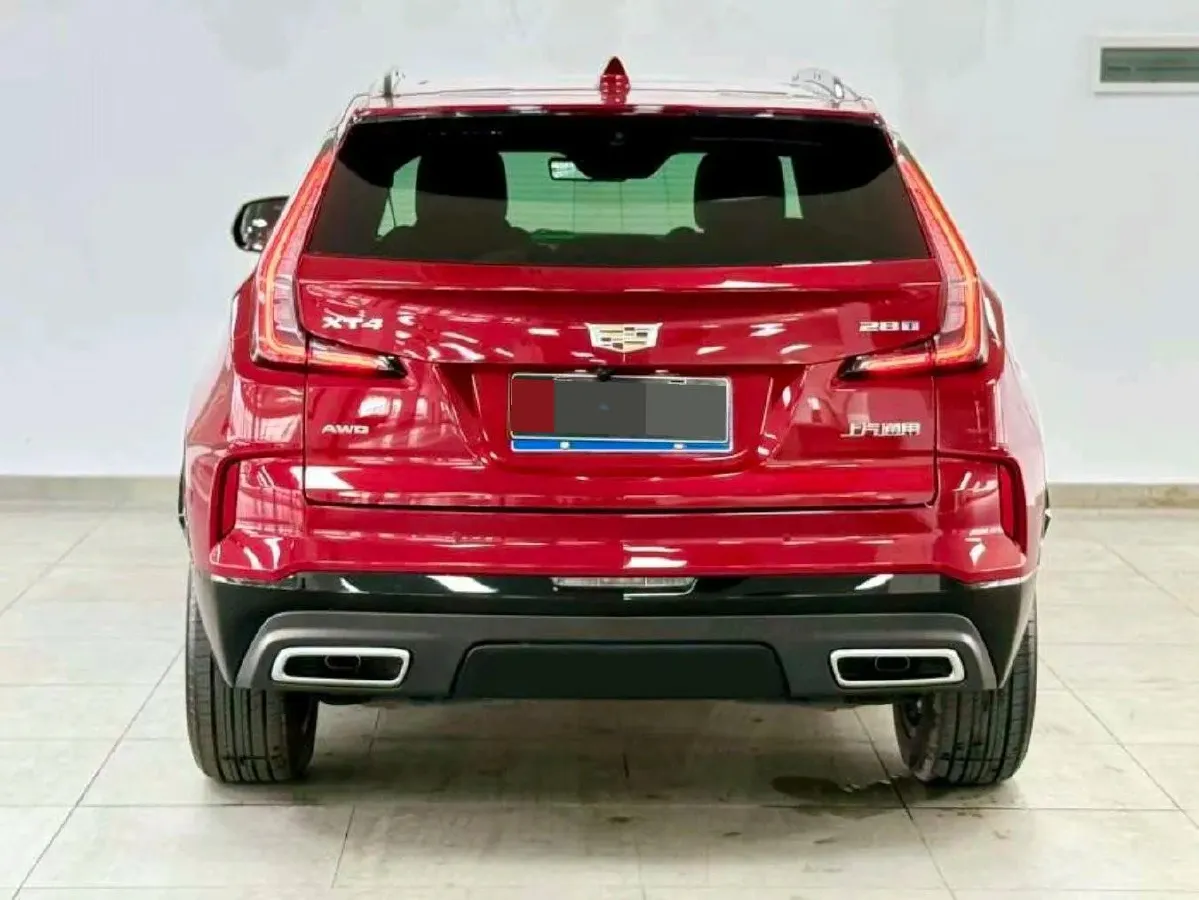 2024 Cadillac XT4 2.0T 237HP L4 9AT,autocango,china used car exporter,china ev exporter,chinese used car exporter,chinese used ev exporter