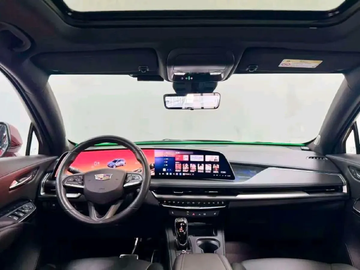 2024 Cadillac XT4 2.0T 237HP L4 9AT,autocango,china used car exporter,china ev exporter,chinese used car exporter,chinese used ev exporter