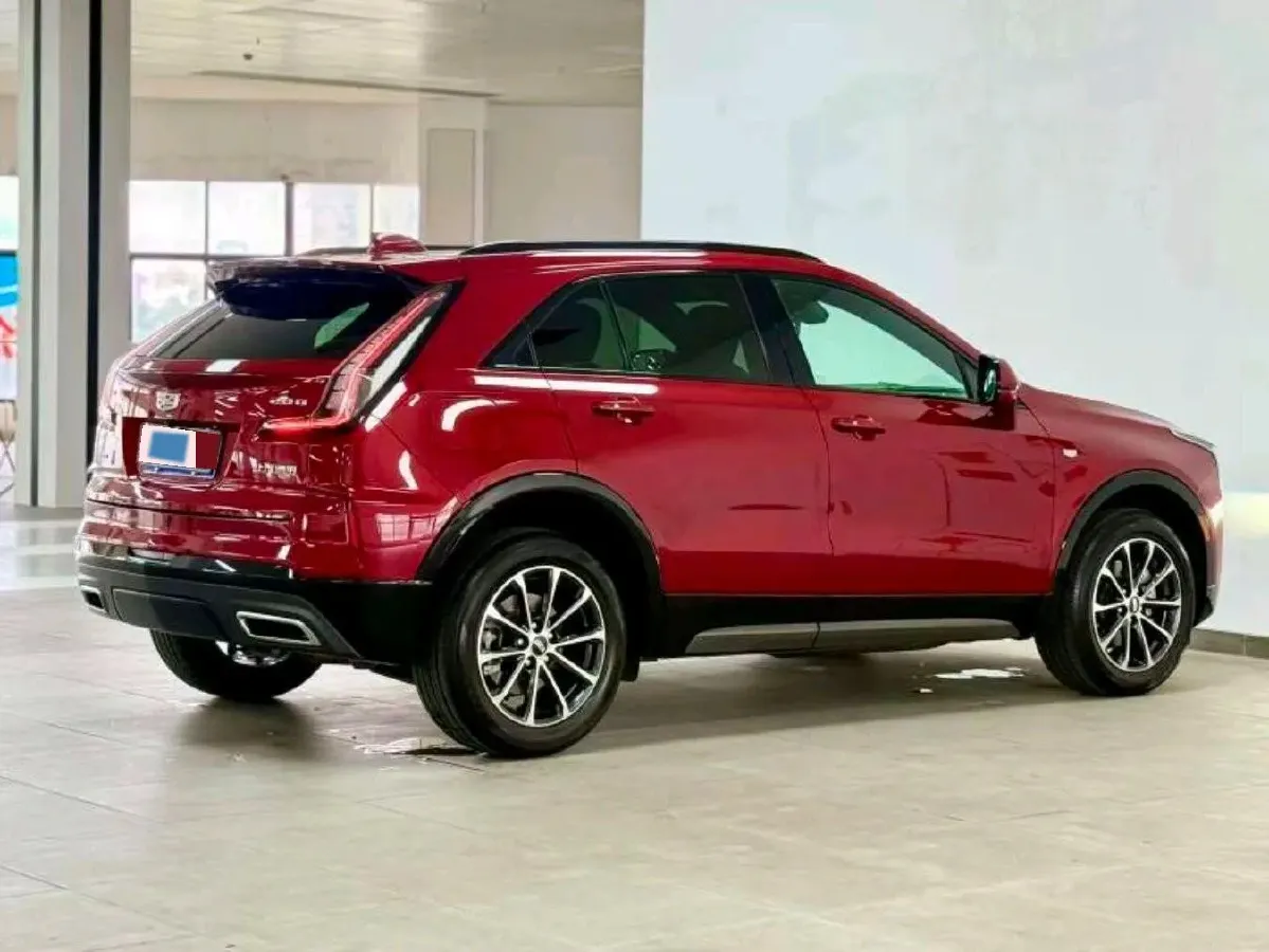 2024 Cadillac XT4 2.0T 237HP L4 9AT,autocango,china used car exporter,china ev exporter,chinese used car exporter,chinese used ev exporter