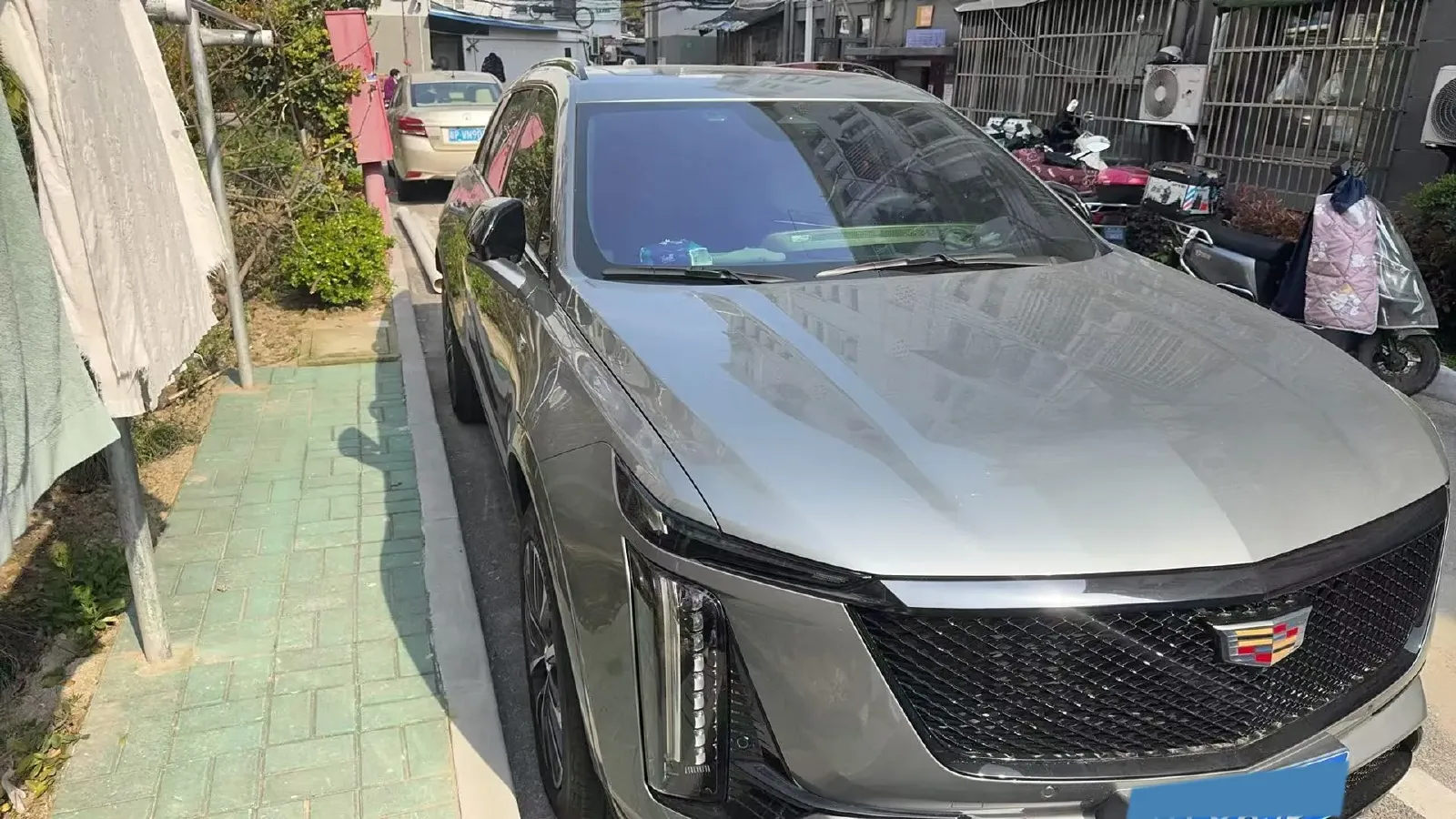2025 Cadillac XT5 2.0T 237HP L4 9AT,autocango,china used car exporter,china ev exporter,chinese used car exporter,chinese used ev exporter