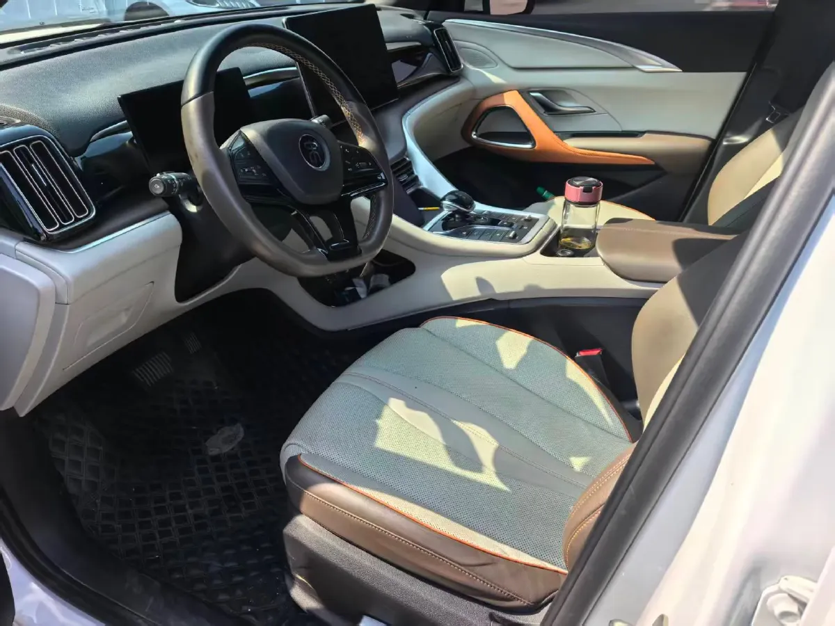 2022 Geely JiaJi 1.5T 177HP L3 7DCT PHEV 15.5KWH,autocango,china used car exporter,china ev exporter,chinese used car exporter,chinese used ev exporter