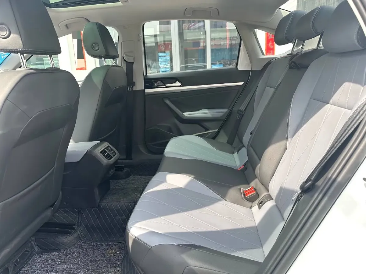 2024 Volkswagen Lavida 1.5L 110HP L4 6AT,autocango,china used car exporter,china ev exporter,chinese used car exporter,chinese used ev exporter