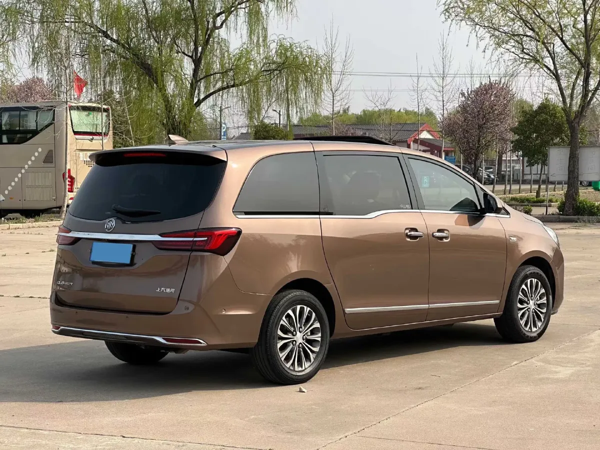 2021 Buick GL8 2.0T 237HP L4 9AT,autocango,china used car exporter,china ev exporter,chinese used car exporter,chinese used ev exporter